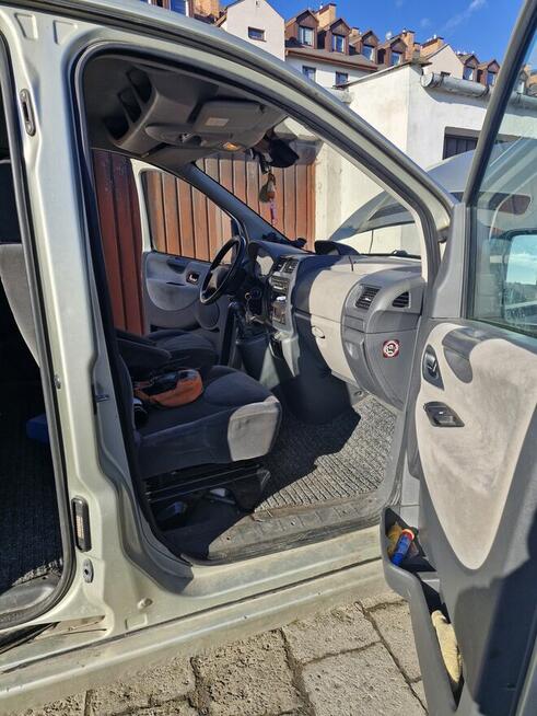 Citroen Jumpy long 8osobowy 2007