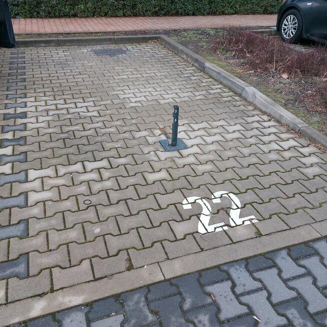 Wynajmę zewnętrzne miejsce parkingowe w Poznaniu przy ulicy