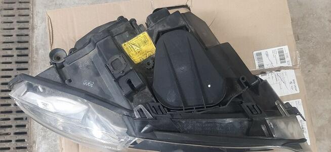 Reflektor BMW 3 E90,E92,E93