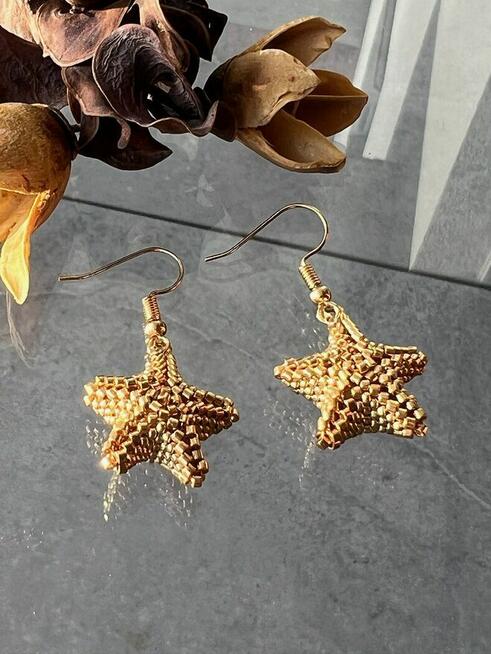 Kolczyki z koralików złoty kolor prezent urodzinowy