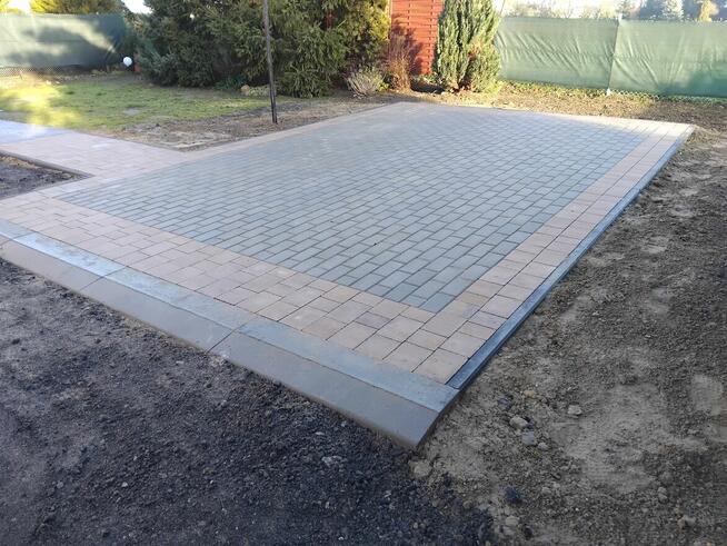 Usługi minikoparką, prace ziemne, brukarstwo