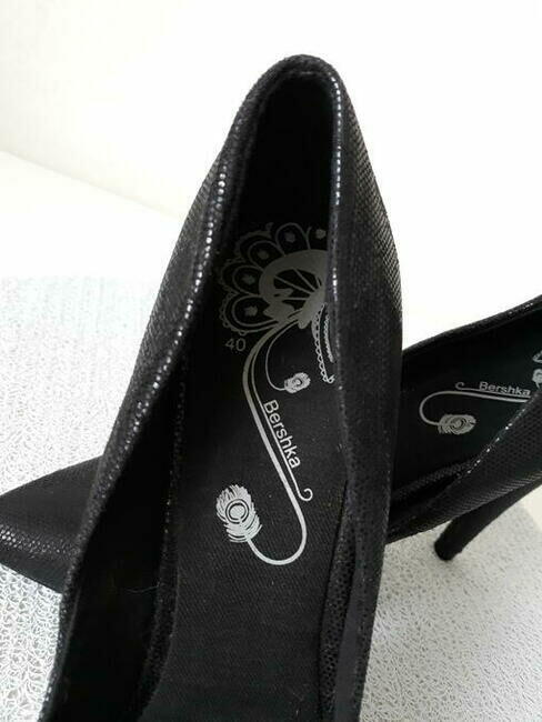 Czarne eleganckie wizytowe szpilki