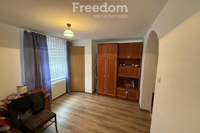 Dom na sprzedaż w spokojnej okolicy