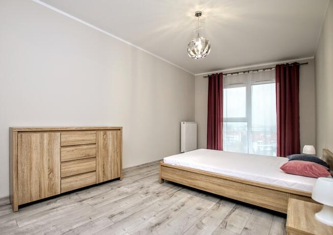 Capital Tower, z balkonem, z klimatyzacją