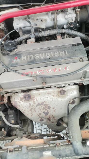 Mitsubishi lancer 2.0 dohc benzyynna