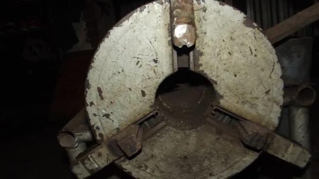 maszyna stara solidna mocna