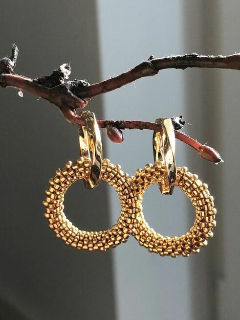 Kolczyki z koralików złoty kolor prezent dla dziewczyny