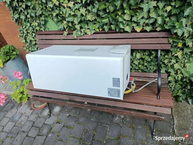 Bojler gazowy podgrzewacz wody Ariston 42l