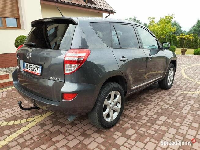 Toyota RAV 4 III 2.2 D-4D Prestige NAVI
