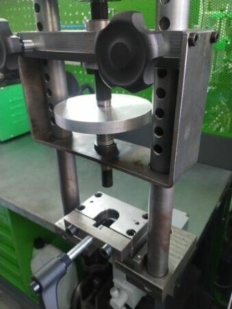 Cam box i narzędzia do pompowtryskiwaczy