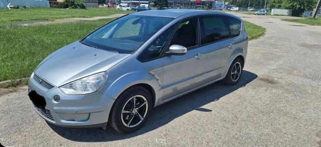 Ford S-max plus 2 komplety opon