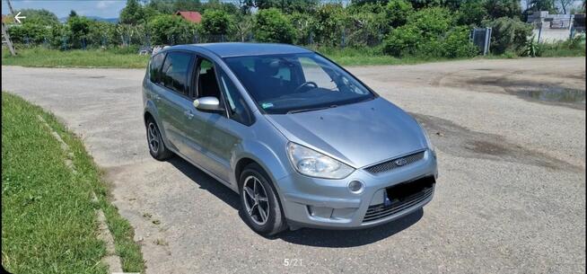 Ford S-max plus 2 komplety opon