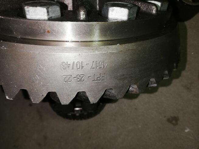 IVECO DAILY VI DYFERENCJAŁ WAŁEK ATAKU 10/43