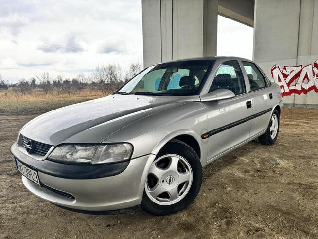 * Opel Vectra 1.6 z Gazem Sekwencyjnym ** AUTOMAT * Przegląd