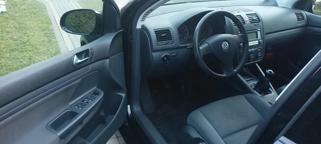 Volkswagen Golf 1600 MPI benzyna