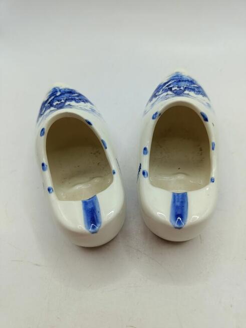 Bibelot drobiazg porcelanowy but chodak holenderski wiatraki