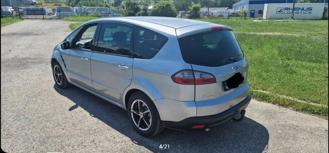 Ford S-max plus 2 komplety opon