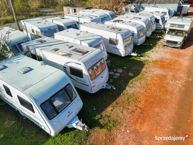 Przyczepa kempingowa kemping camping