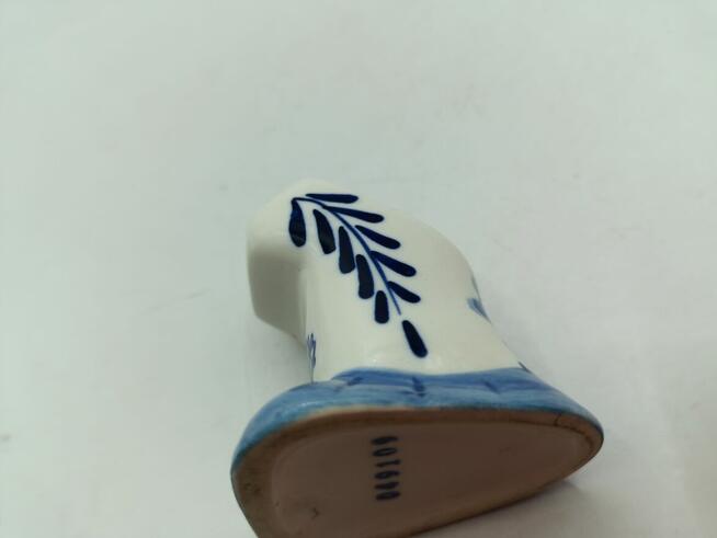 Bibelot drobiazg porcelanowy but chodak wykałacznik hole