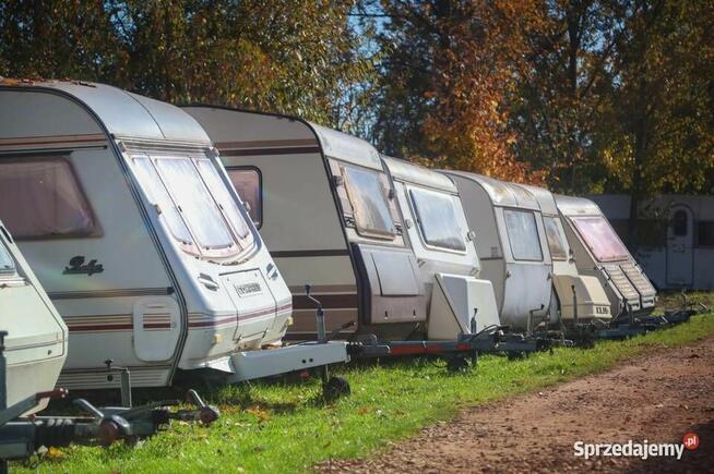 Przyczepa kempingowa kemping camping
