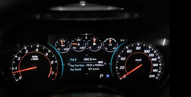 Chevrolet Camaro SS 6.2 V8 453 KM