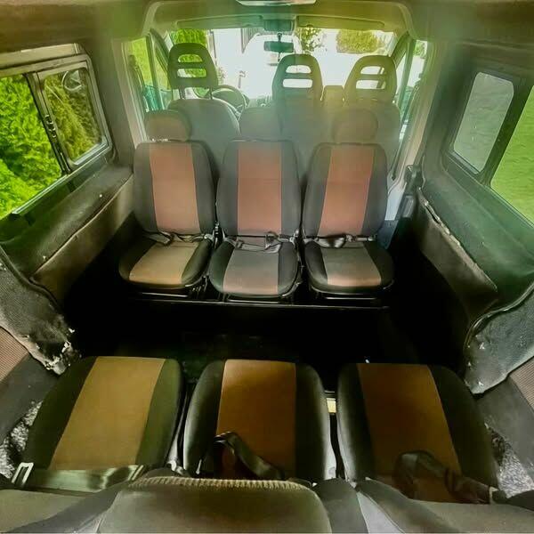 Wielozadaniowy Fiat Ducato Panorama 9 osobowy wykładzina L1H