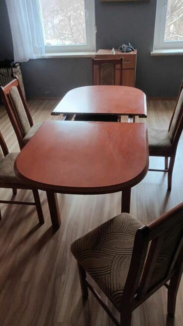 Sprzedam stół do salonu