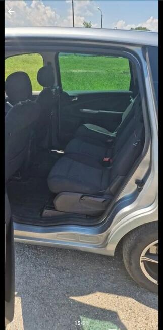 Ford S-max plus 2 komplety opon