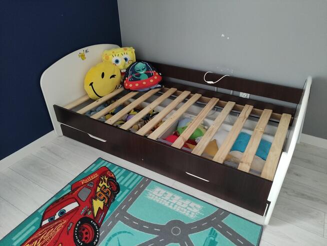 Łóżko młodzieżowe dziecięce