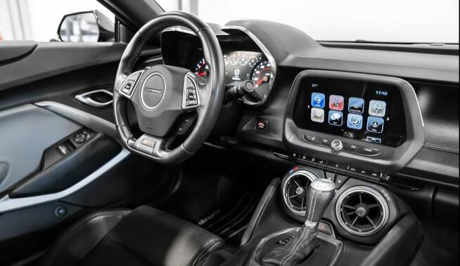 Chevrolet Camaro SS 6.2 V8 453 KM