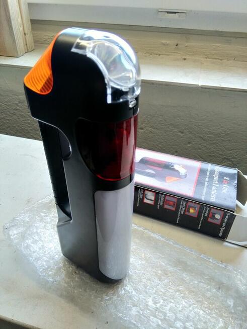 Latarka wielofunkcyjna