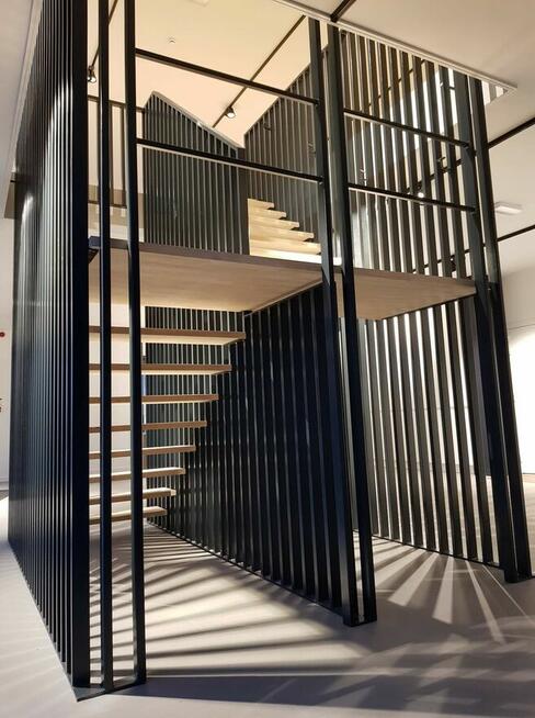 Dzierżoniów ,MALARZ / Malowanie ścian, domów,biur / Usługi ma