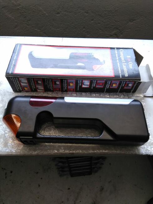 Latarka wielofunkcyjna