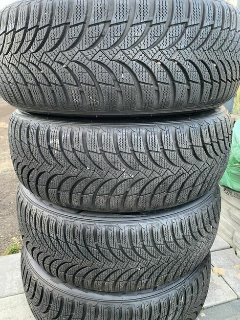 Komplet opon zimowych na felgach Vectra C