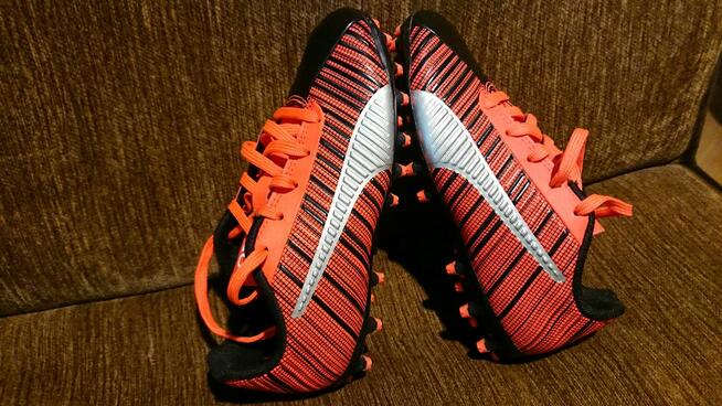 >Buty PUMA ONE Dla Małego Piłkarza, Jak Nowe rozm;29/17,5cm