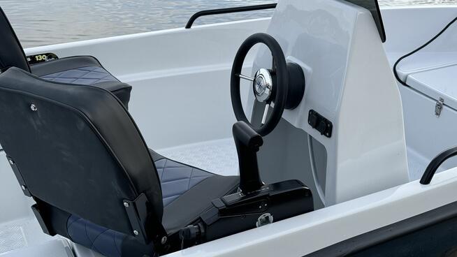 ŁÓDŹ WĘDKARSKO-REKREACYJNA POWER BASS 430 ZE STERÓWKĄ