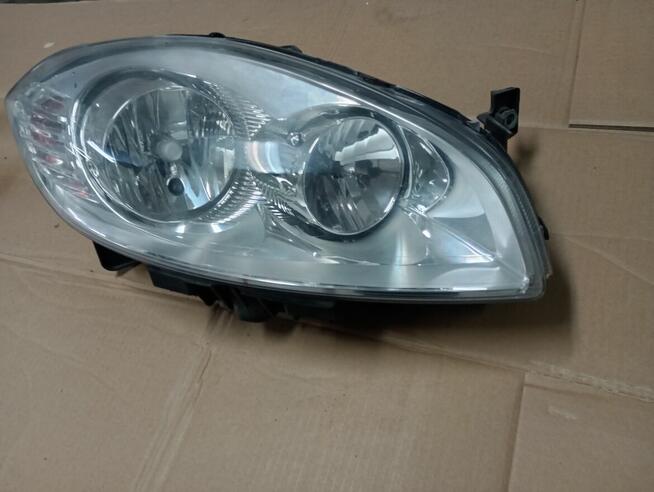 Fiat linea lampa przednia prawa