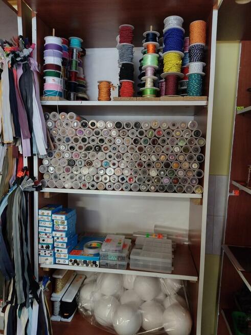 Sprzedam wyposażenie pasmanterii