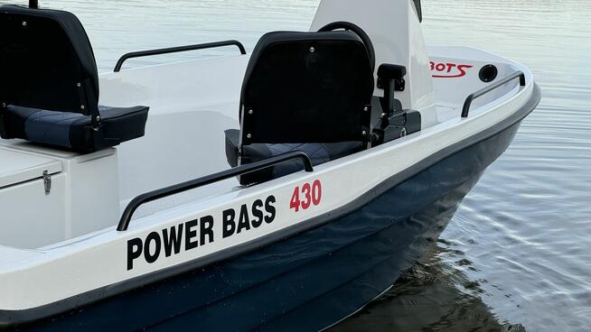 ŁÓDŹ WĘDKARSKO-REKREACYJNA POWER BASS 430 ZE STERÓWKĄ