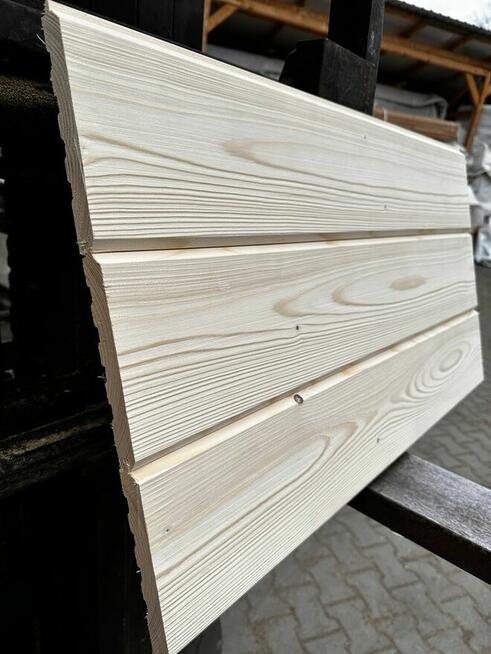 Szczotkowana deska, deska elewacyjna, podbitka, deska