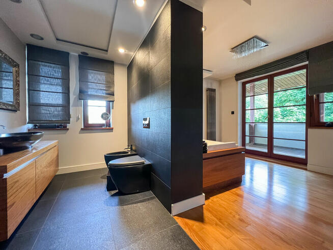 Przestronny apartament na kameralnym osiedlu+taras