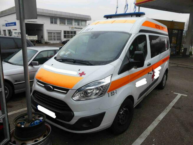 Ford Transit Custom 2,2 Tdci 125KM L2H2 KARETKA AMBULANS PDC + Kamera Cofania Navi