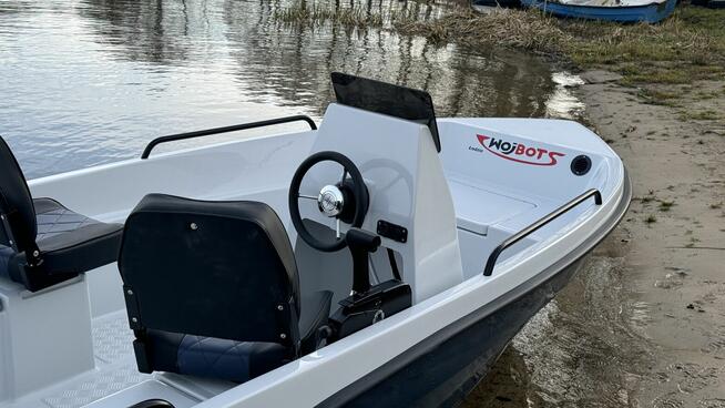 ŁÓDŹ WĘDKARSKO-REKREACYJNA POWER BASS 430 ZE STERÓWKĄ