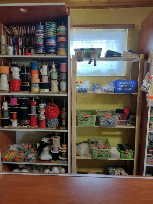 Sprzedam wyposażenie pasmanterii