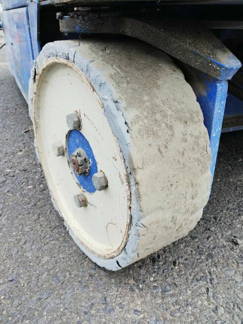 UpRight X32 - 12m - elektryczny podnośnik nożycowy