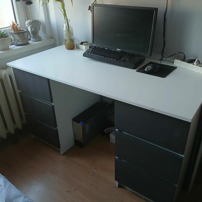 LADNE SOLIDNE BIURKA