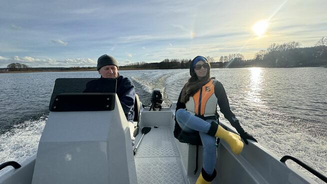 ŁÓDŹ WĘDKARSKO-REKREACYJNA POWER BASS 430 ZE STERÓWKĄ