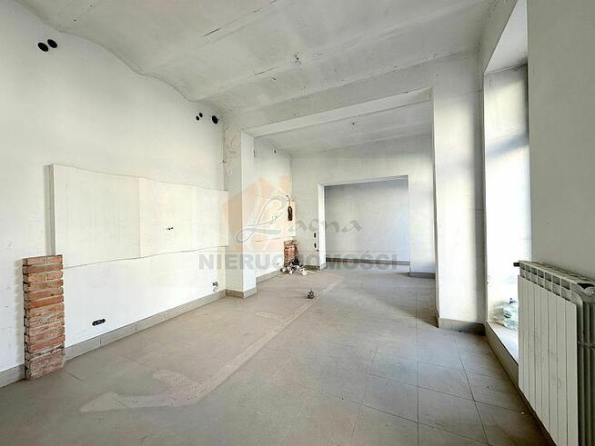 007LW N. Sącz/ Centrum, lokal usługowo-handlowy, pow. 70m2+