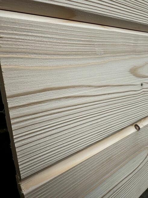 Szczotkowana deska, deska elewacyjna, podbitka, deska