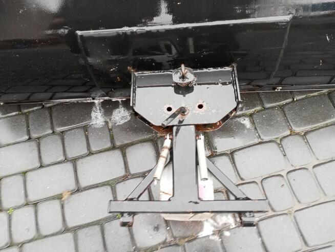 Sprzedam pług do śniegu